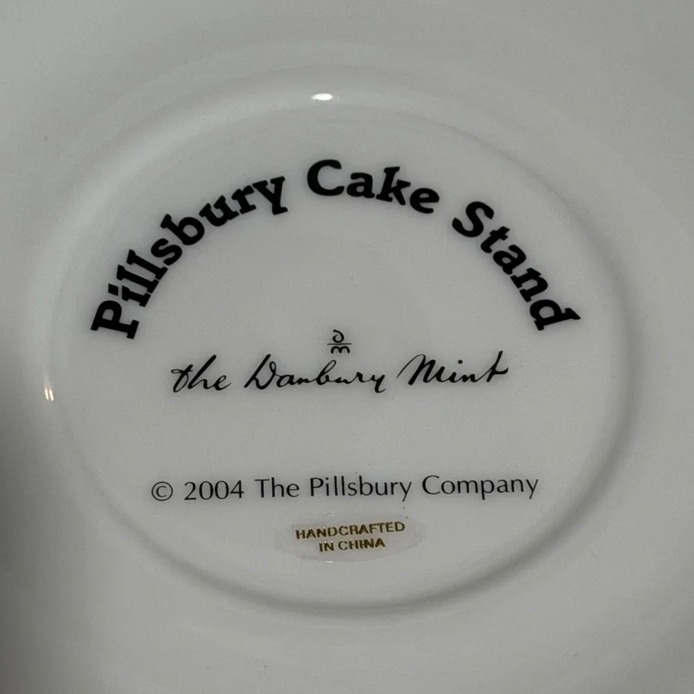 Pillsbury Doughboy Footed Cake Stand and Server Set Danbury Mint 2004 White Blue